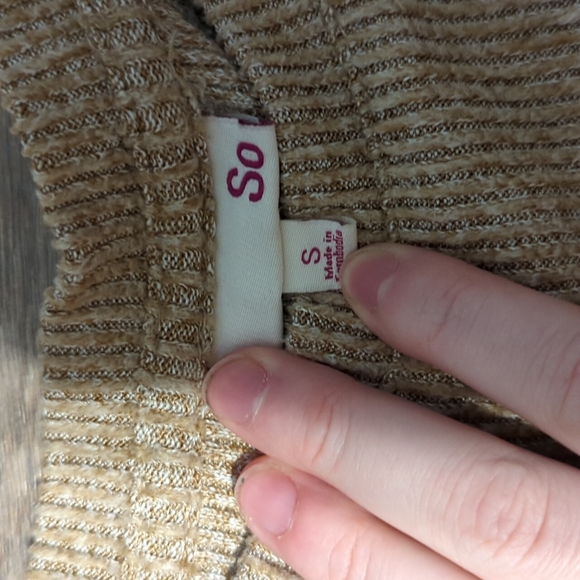 Tan ribbed lightweight sweater - Picture 2 of 2